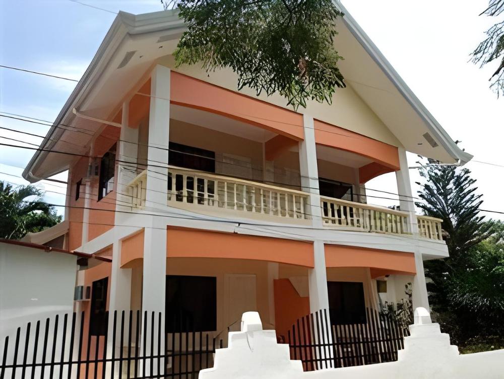 menchus pension house