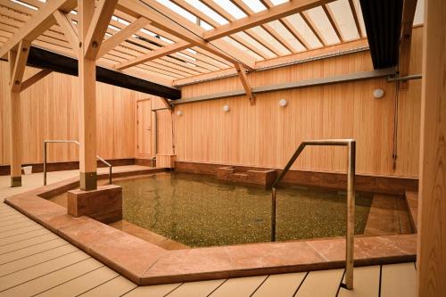 ooedo onsen monogatari awazu grand hotel