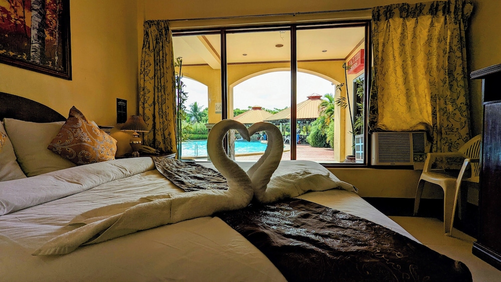 subic waterfront resort and hotel