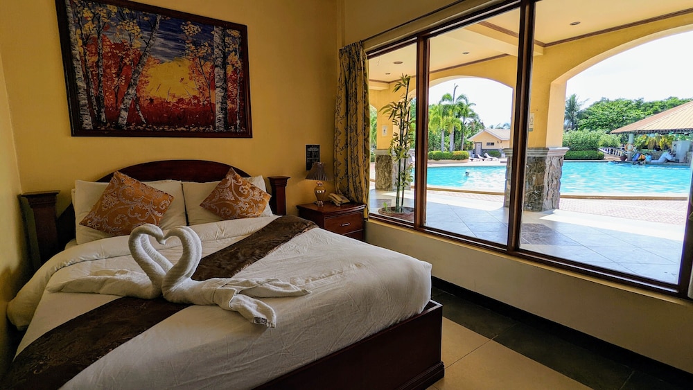 subic waterfront resort and hotel