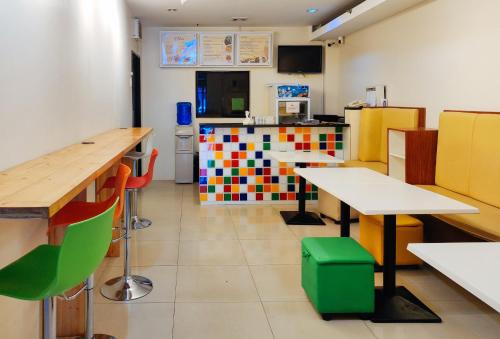 jade dragons suites davao