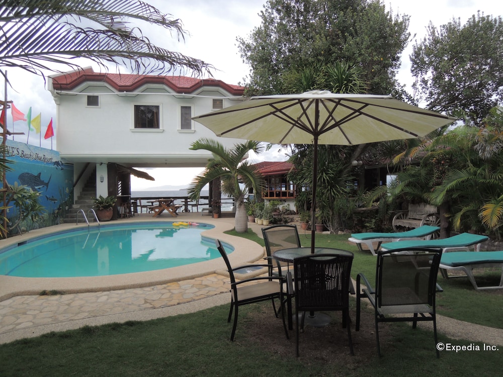 loves beach and dive resort