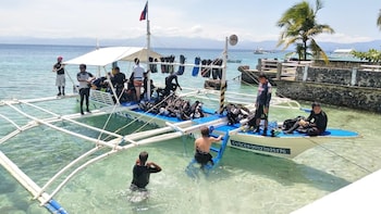 loves beach and dive resort