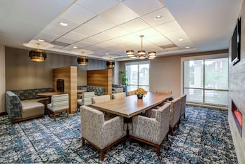 Hilton Garden Inn Boston/Waltham,Cambridge>>Boston,3 star