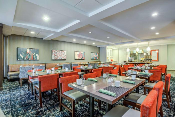 hilton garden inn boston waltham