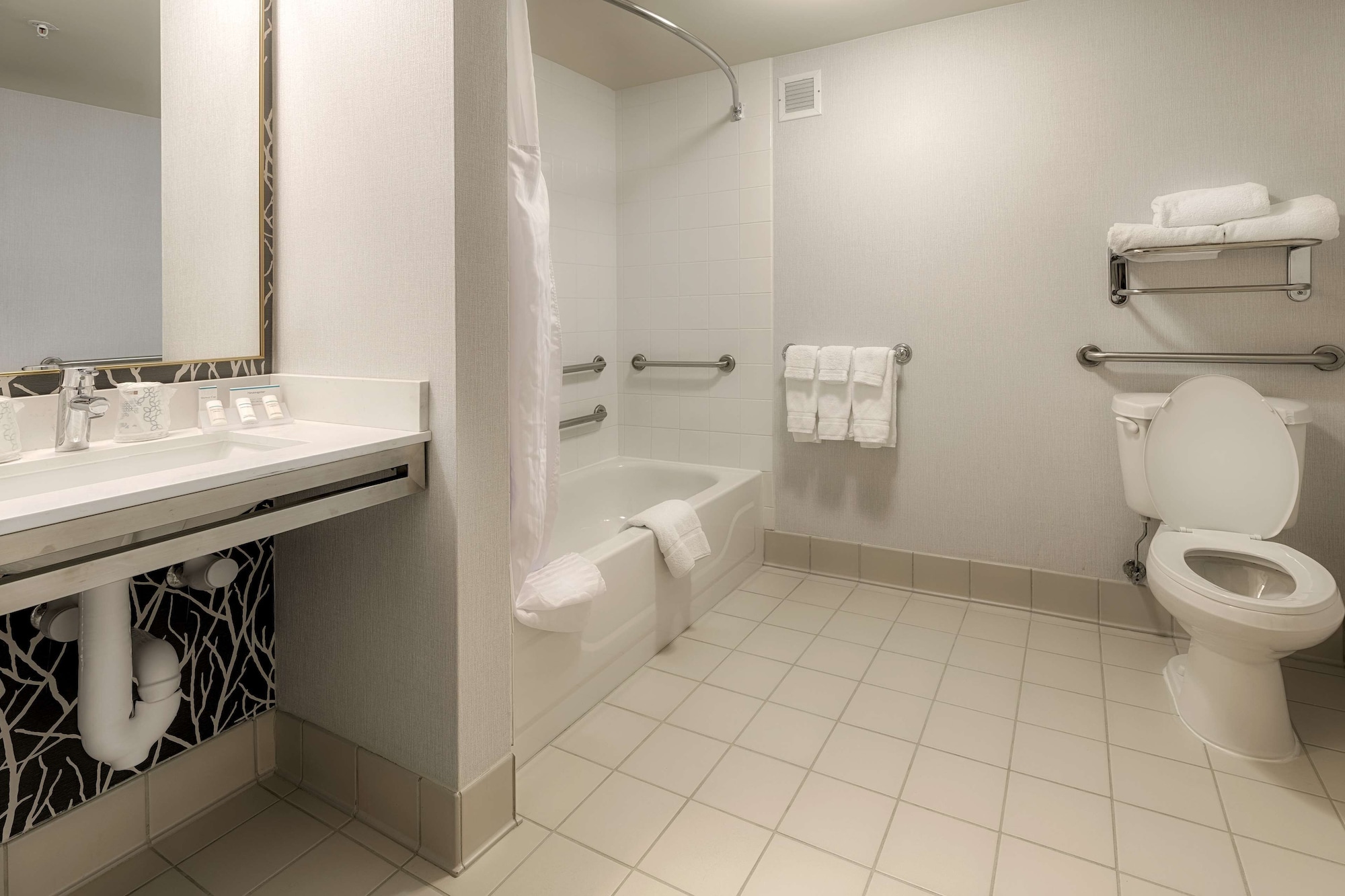 hilton garden inn cleveland twinsburg