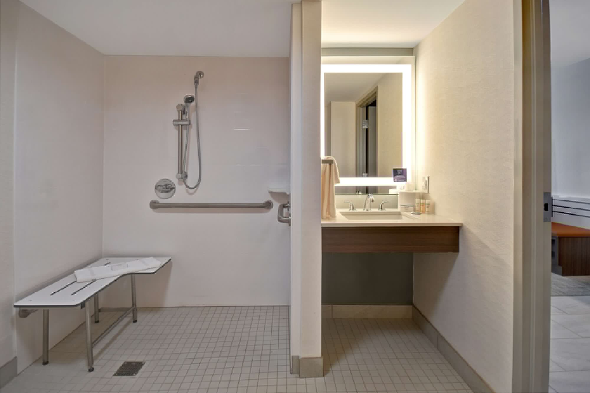 hilton garden inn detroit metro airport