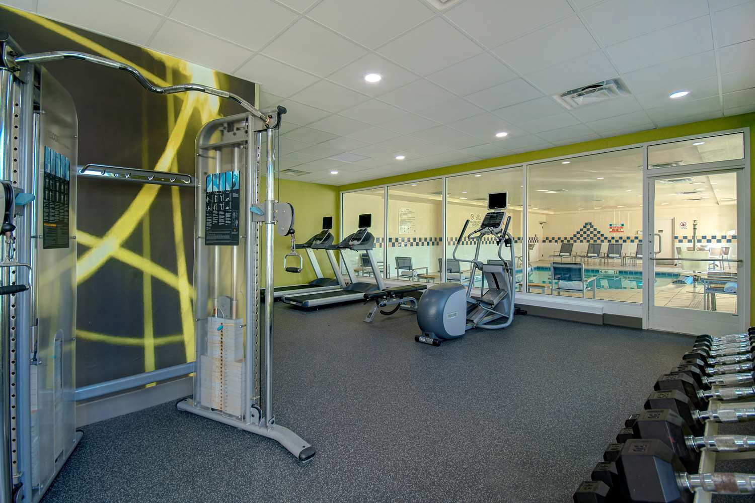 hilton garden inn detroit metro airport