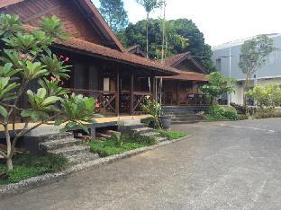 Minak Jinggo Hotel,Genteng>>Banyuwangi,2 star