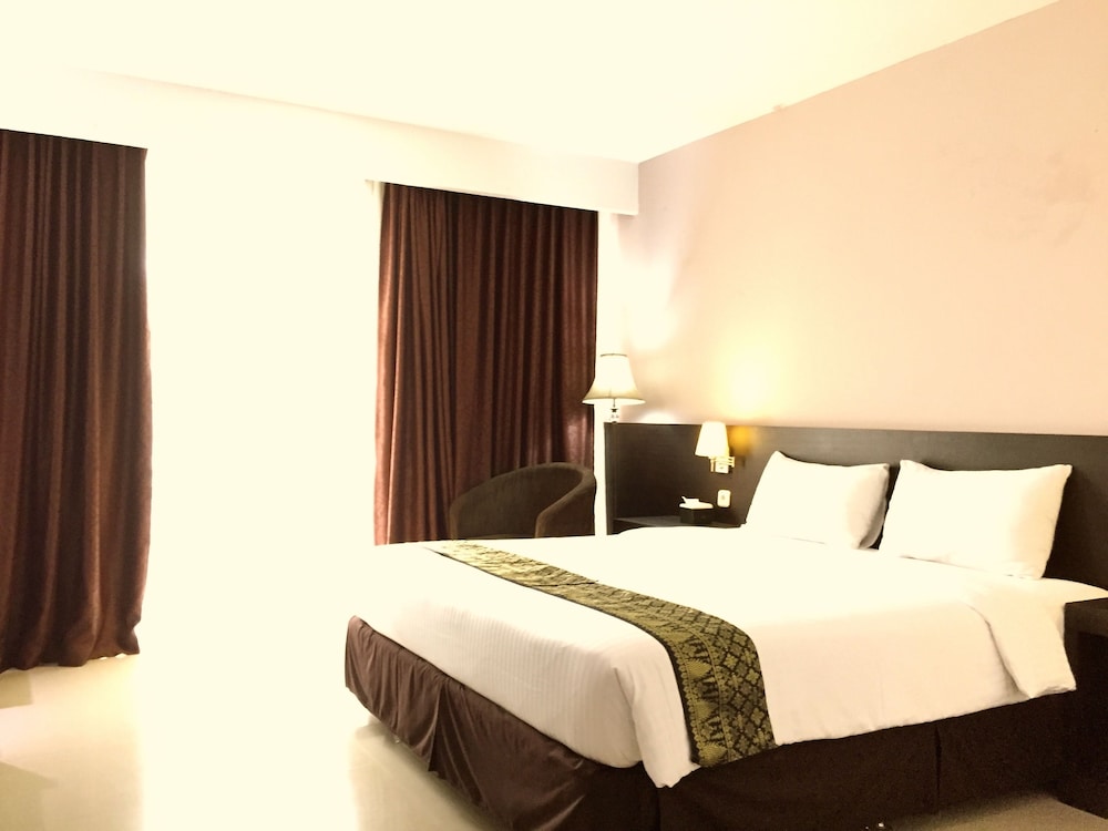 grand hawaii hotel