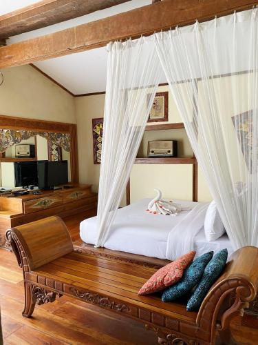 Sapu Lidi,,3 star