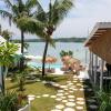 le pirate beach club nusa ceningan adults only