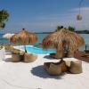 le pirate beach club nusa ceningan adults only