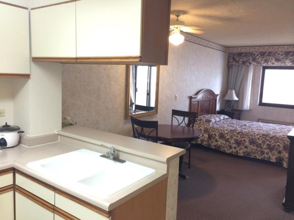 guam airport hotel