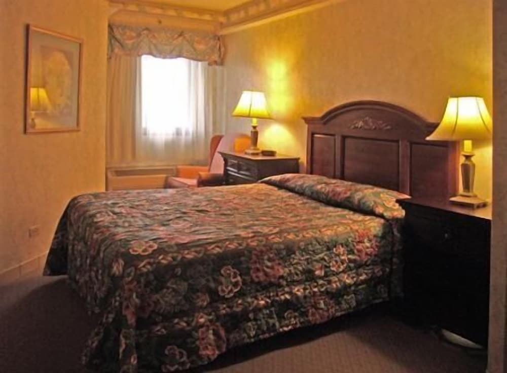 guam airport hotel
