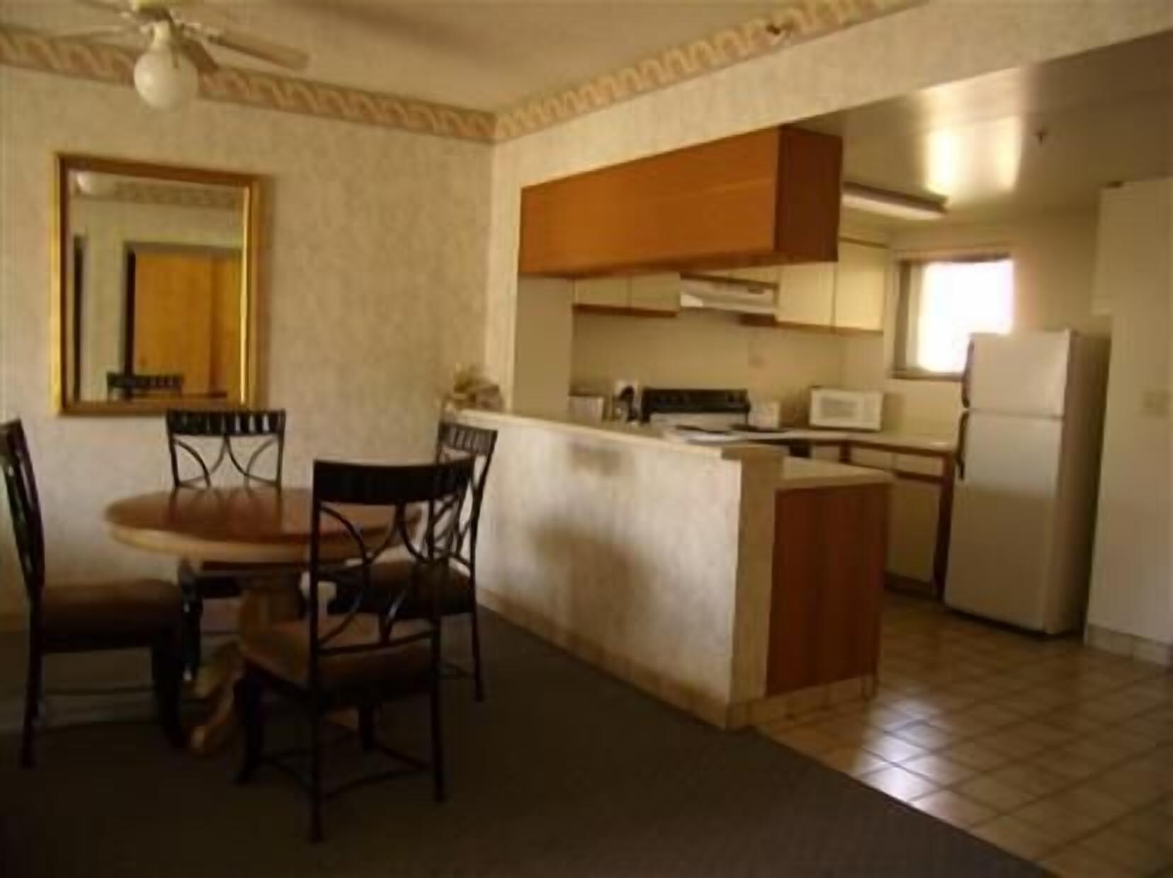 guam airport hotel