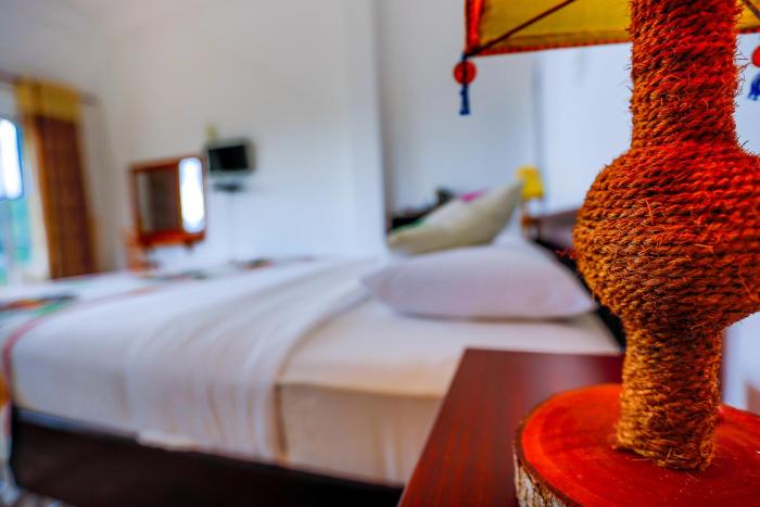 thuruliya hotel