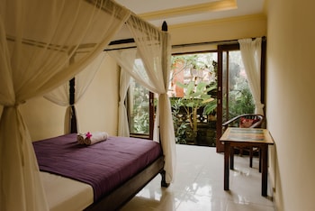 nyoman warta accommodation