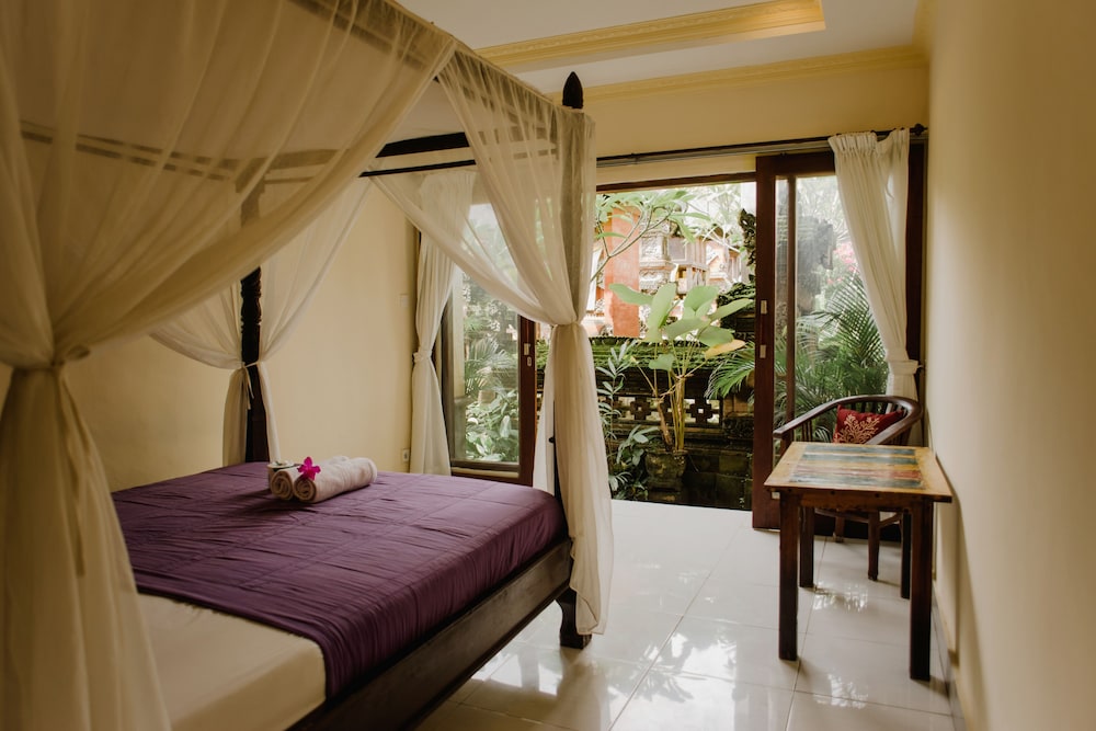 nyoman warta accommodation