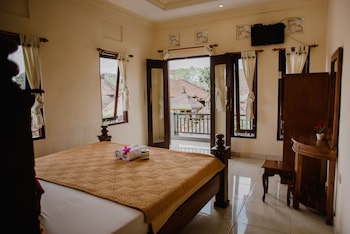 nyoman warta accommodation