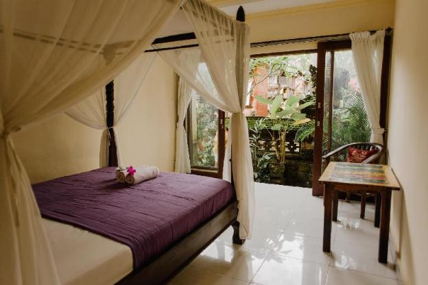 nyoman warta accommodation