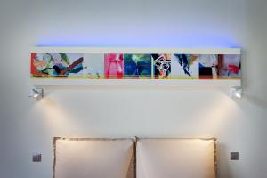 colors central ladadika