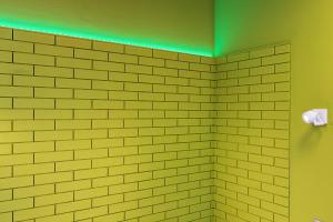 colors central ladadika