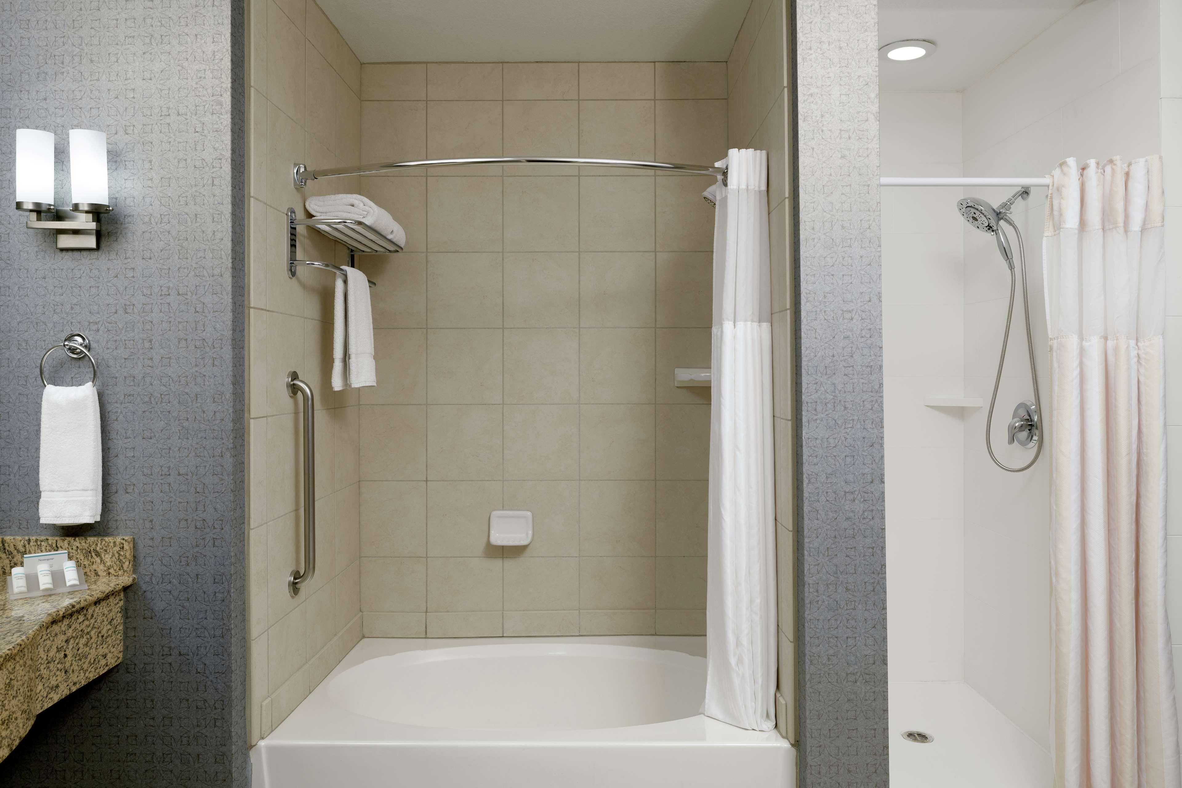 hilton garden inn phoenix north happy valley