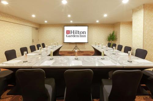 hilton garden inn pittsburgh university place
