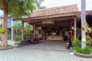 hotel mahkota plengkung