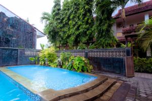 hotel mahkota plengkung