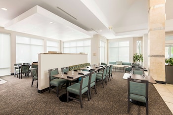 Hilton Garden Inn Silver Spring White Oak,Calverton>>Baltimore,3 star