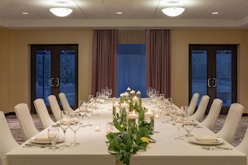 Hilton Garden Inn Troy,Green Island>>Albany,3 star