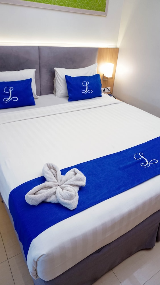 horison inn laksana solo