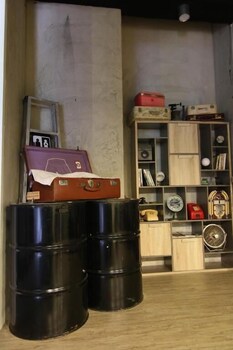 prince to travel hotel