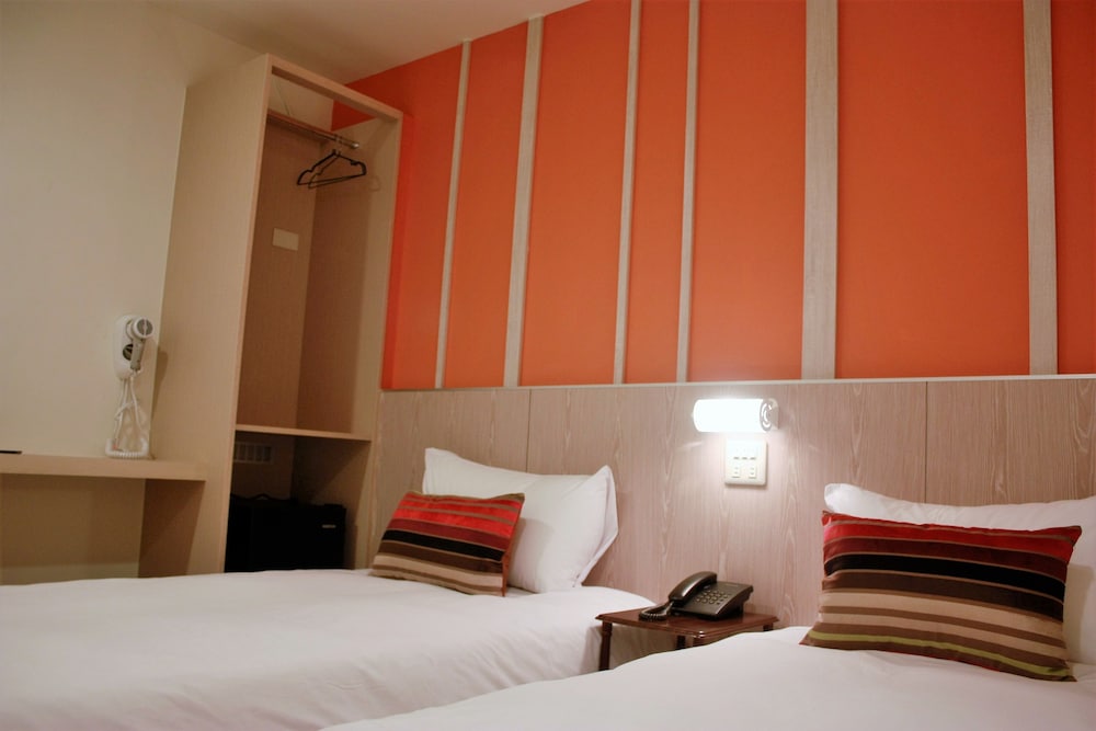 prince to travel hotel