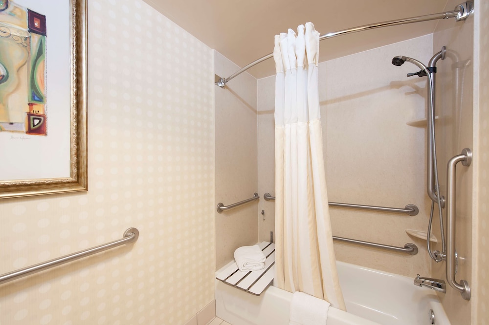 hilton garden inn west lafayette wabash landing