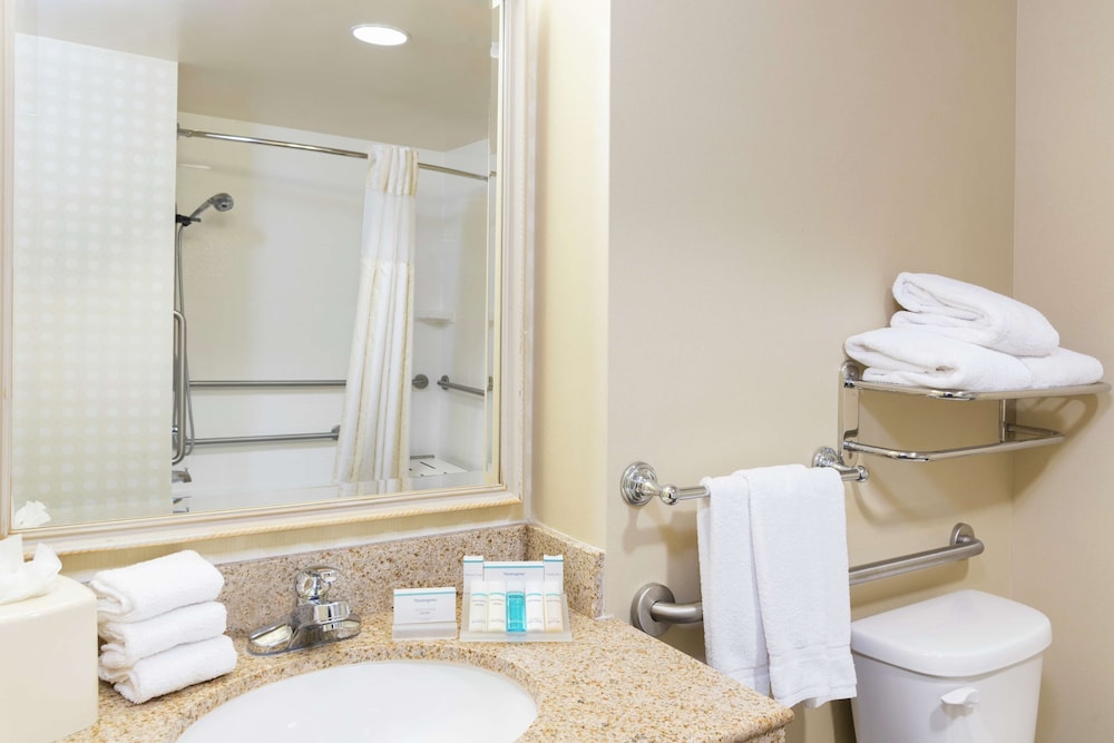hilton garden inn west lafayette wabash landing