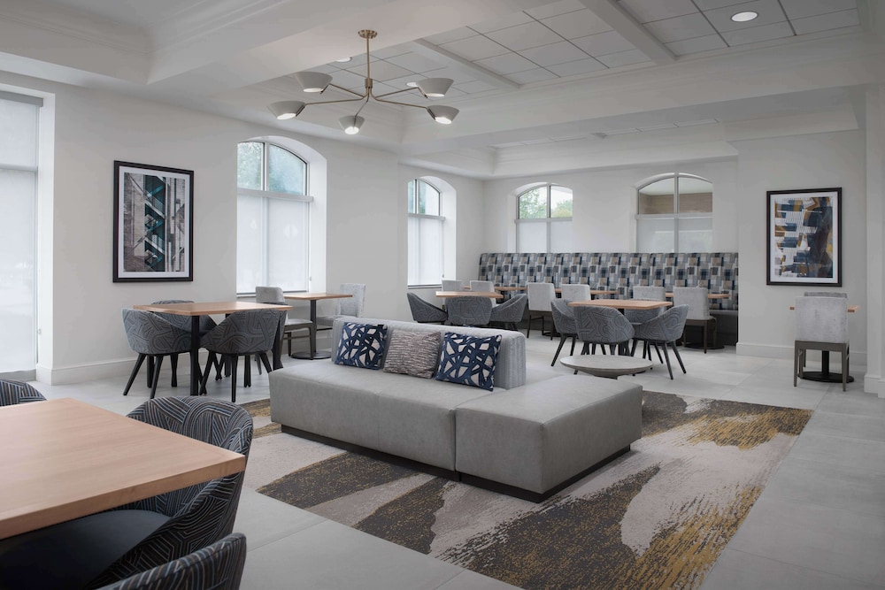 hilton garden inn west lafayette wabash landing