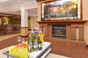hilton garden inn yuma pivot point