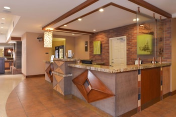 hilton garden inn yuma pivot point