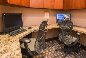 hilton garden inn yuma pivot point