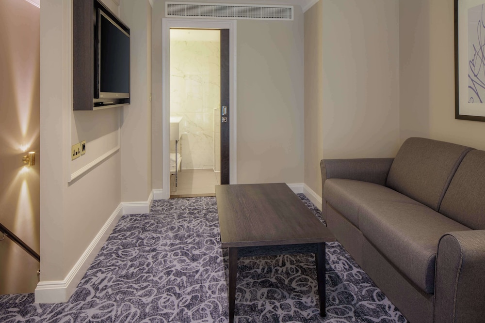 hilton london euston