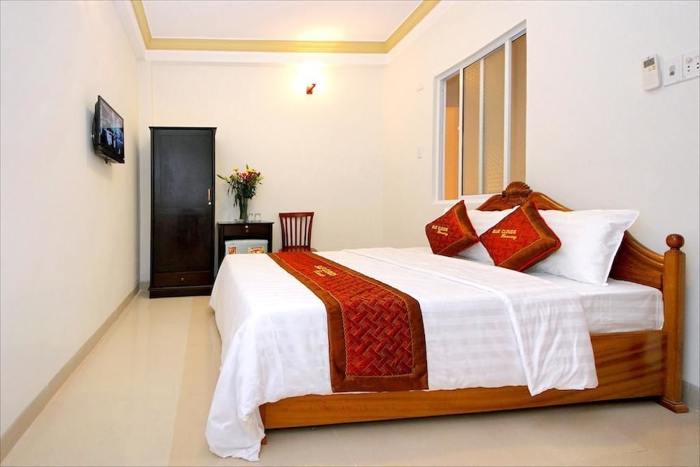 blue clouds homestay