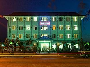 sunrise hotel