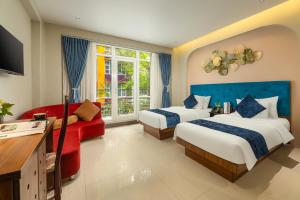 the oversleep catba hostel