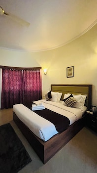 silver oak country yard hotel and resort