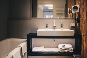 two timez boutique hotel