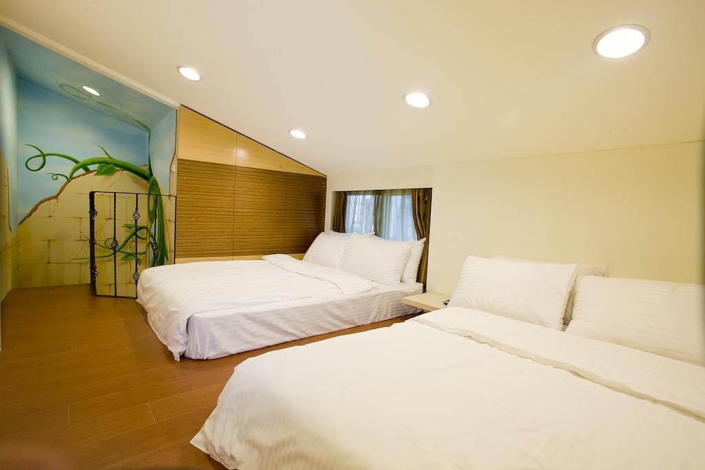 dongmen hotel