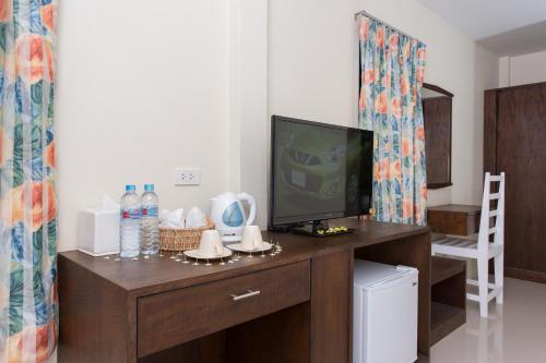 suksompong resort